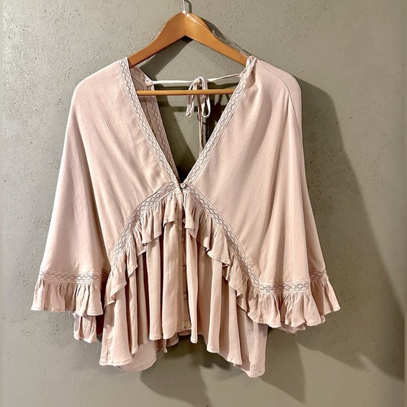 Impressions Tops - Deep front and back V shirt, butterfly sleeves , size S, Rayon, NWT